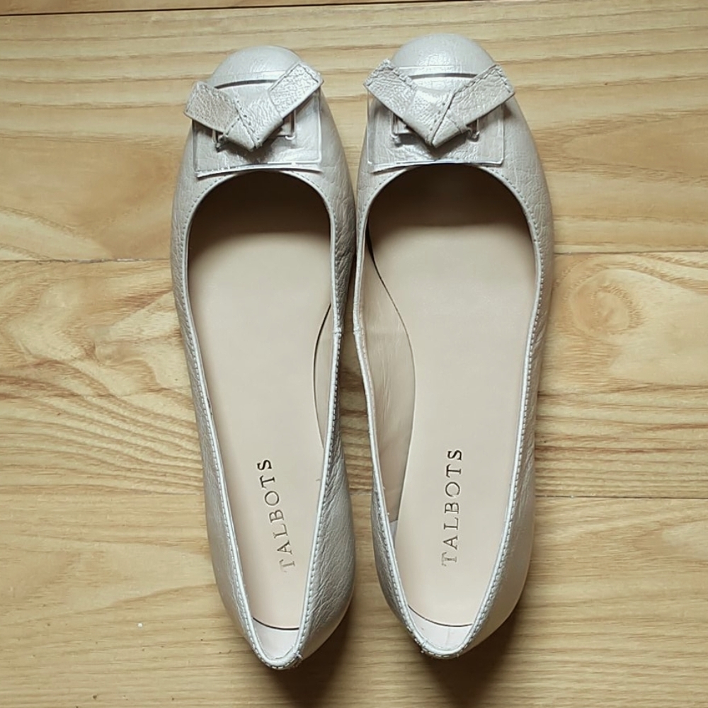 Talbots Light Tan Leather Flats Size 7 EUC